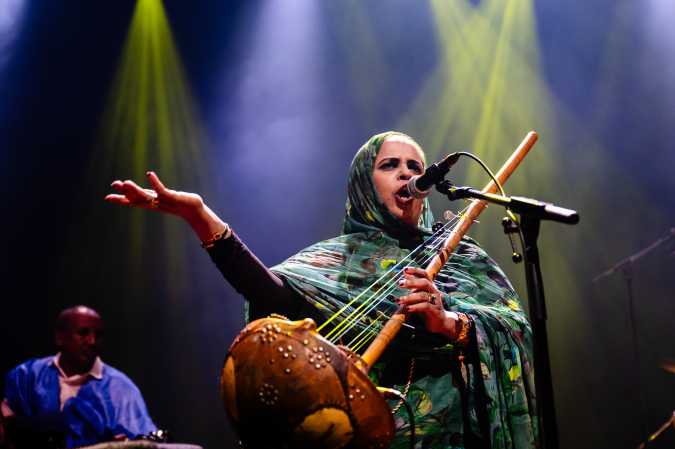  Noura Mint Seymali at TivoliVredenburg by Maarten Mooijman